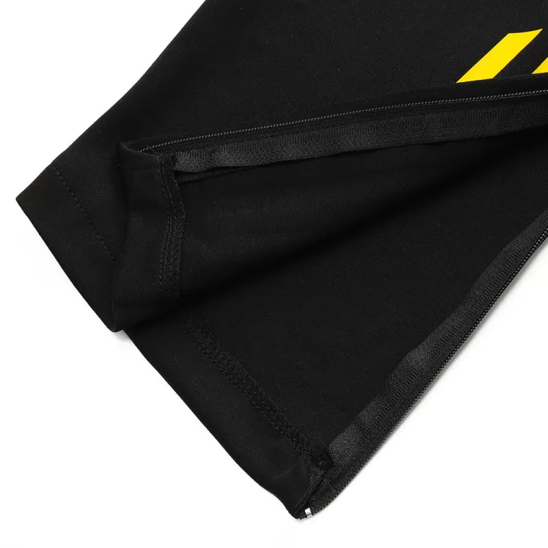 Kid's Manchester United 1/4 Zip Training Kit (Jacket+Pants) 2025/26 - Black