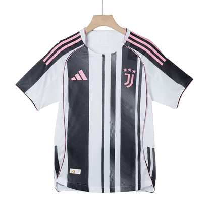 Player Version Juventus Home Soccer Jersey 2025/26 - Slim Fit