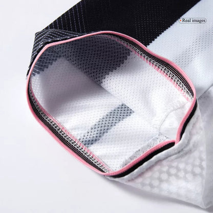 Player Version Juventus Home Soccer Jersey 2025/26 - Slim Fit