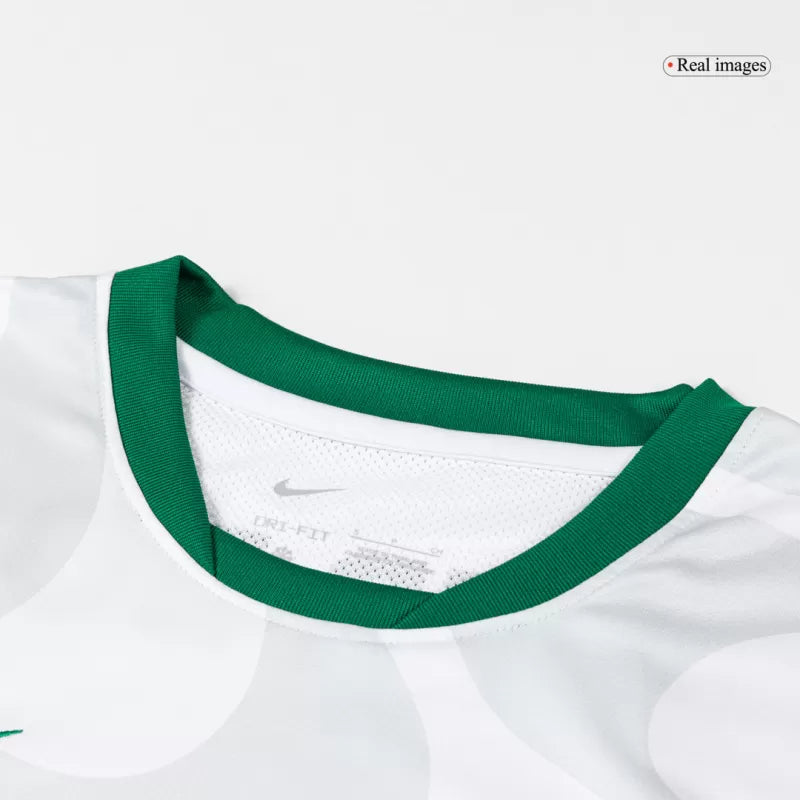 Player Version Sporting CP Soccer Jersey 2025/26 - White - Slim Fit