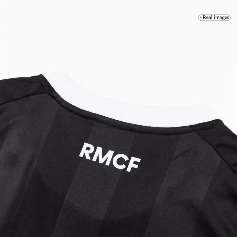 Real Madrid Goalkeeper Soccer Jersey 2025/26 - Black