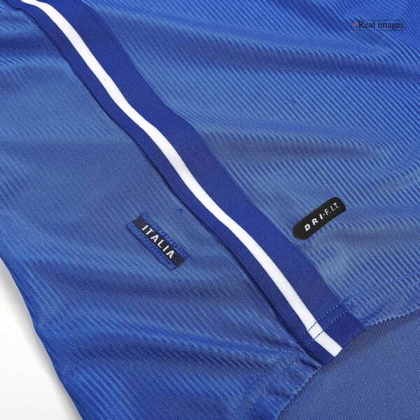 Retro BAGGIO R. #18 1998 Italy Home  Soccer Jersey Top Soccer Jerseys Store